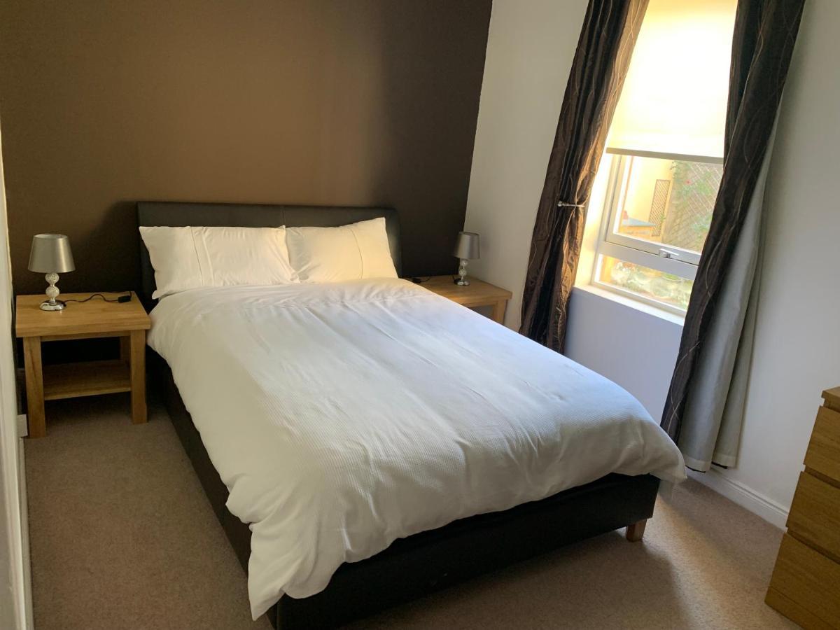 1 Bedroom Central Flat With Parking Space 에든버러 외부 사진